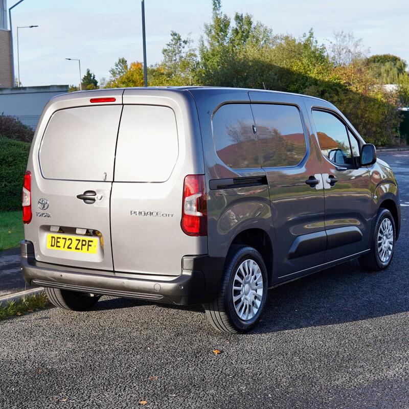 TOYOTA PROACE CITY