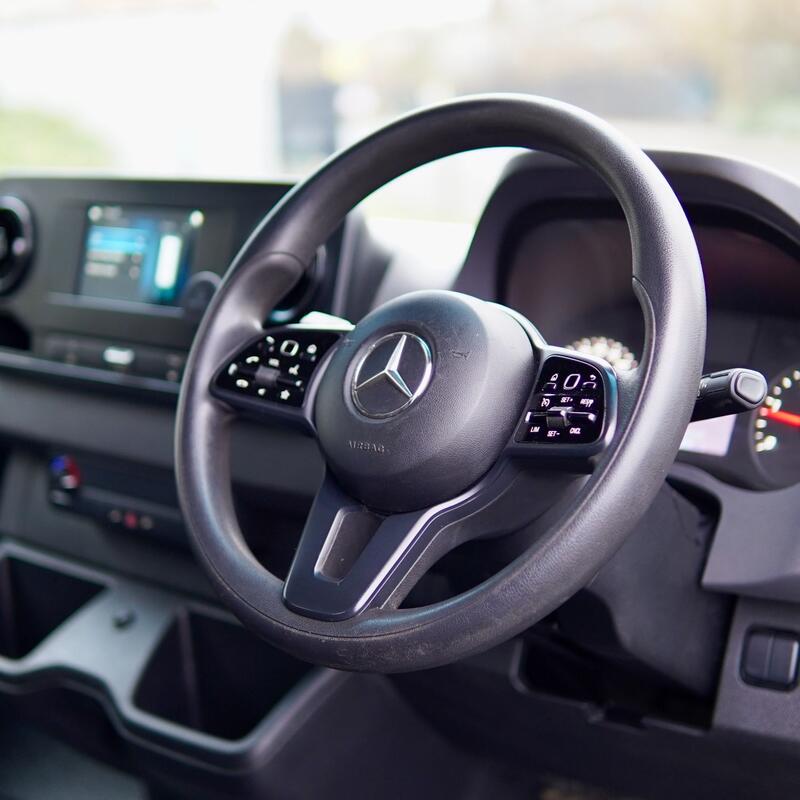 MERCEDES-BENZ SPRINTER