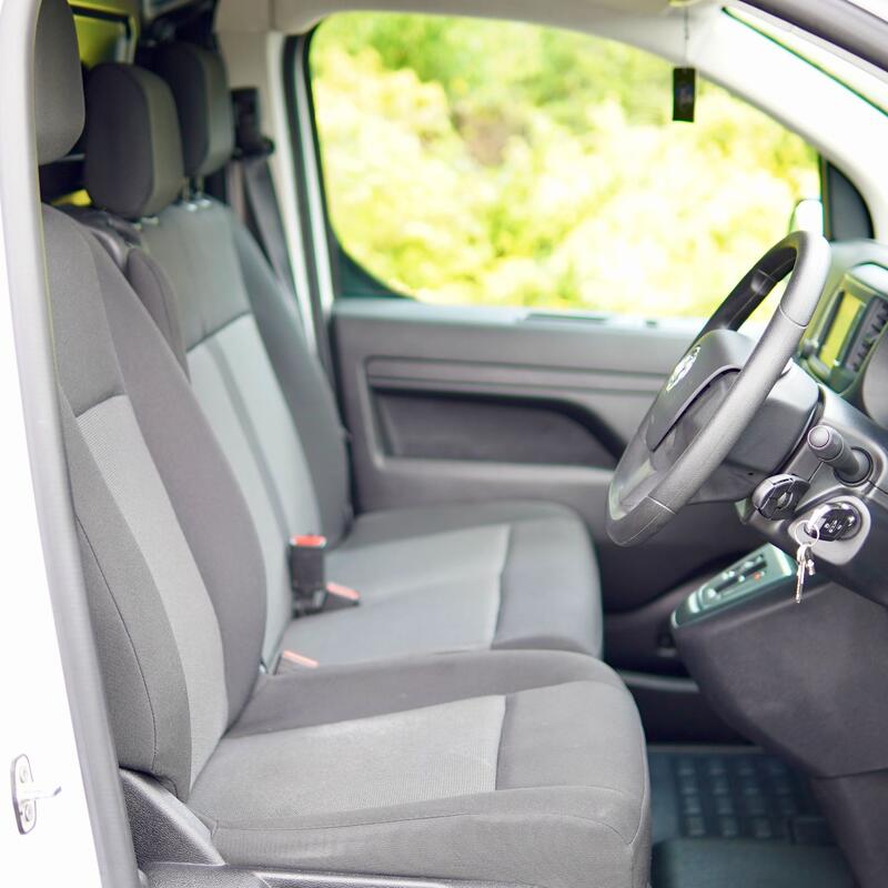 VAUXHALL VIVARO