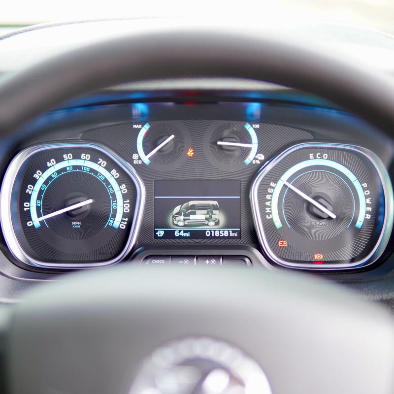 VAUXHALL VIVARO
